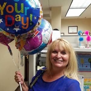 Meet your Posher, Debbie